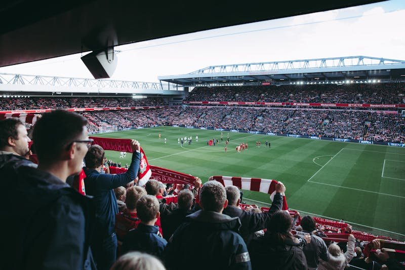 Istorijski fudbalski stadion pod reflektorima
