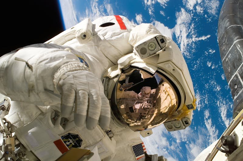 Kako radi gravitacija i šta bi se desilo da ona odjednom nestane?